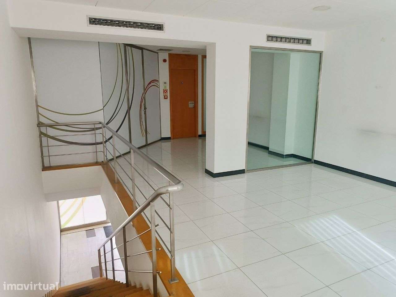 Espaço comercial/serviços em Coimbra (Av. Fernão de Magalhães) - Grande imagem: 4/16