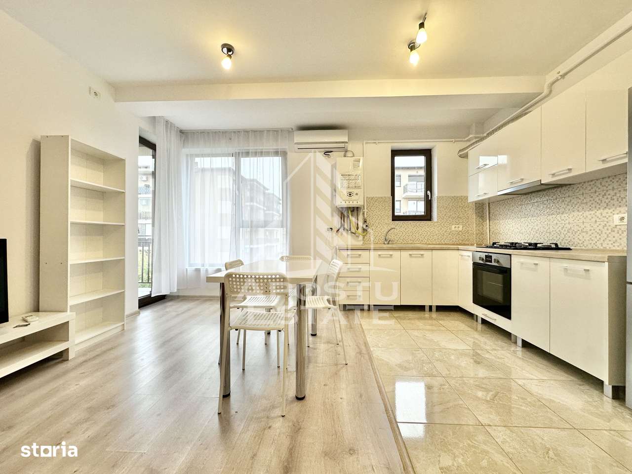 Apartament cu 2 camere mobilat la etaj intermediar in Giroc langa ESO. - Imagine principală: 4/11