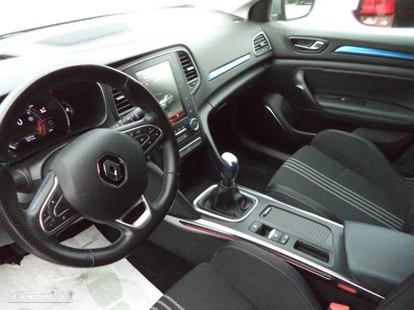 Renault Mégane 1.5 Blue dCi GT Line - 14