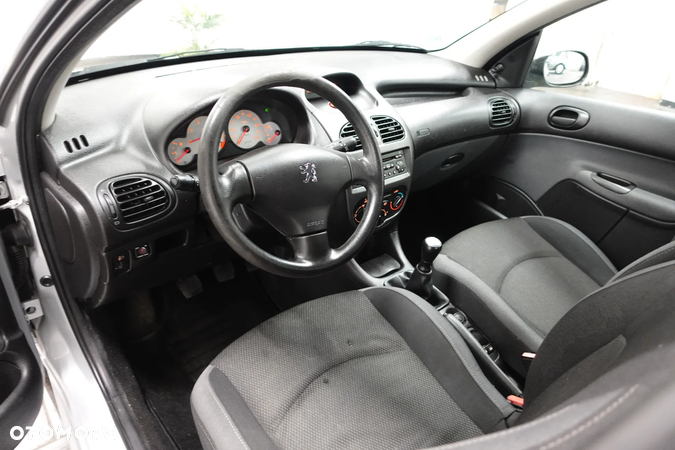 Peugeot 206 1.4 Ambiance - 23