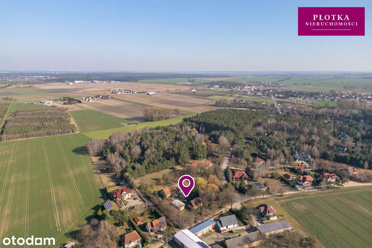 Dom z oranżerią z kominkiem ze stawem i altaną, wraz z domem weselnym-2