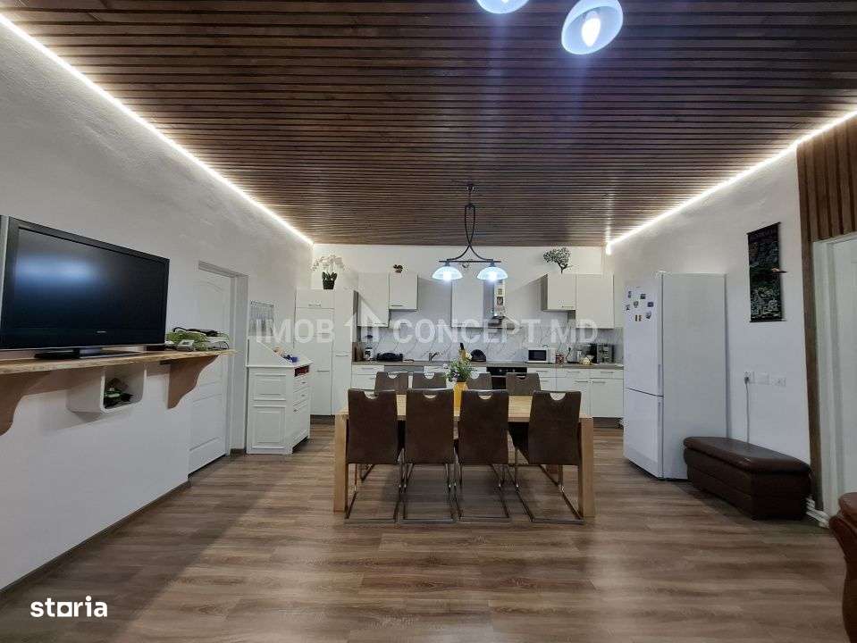 Vanzare Casa cu 3 camere si teren de 4000 mp in Soimari-Prahova-6