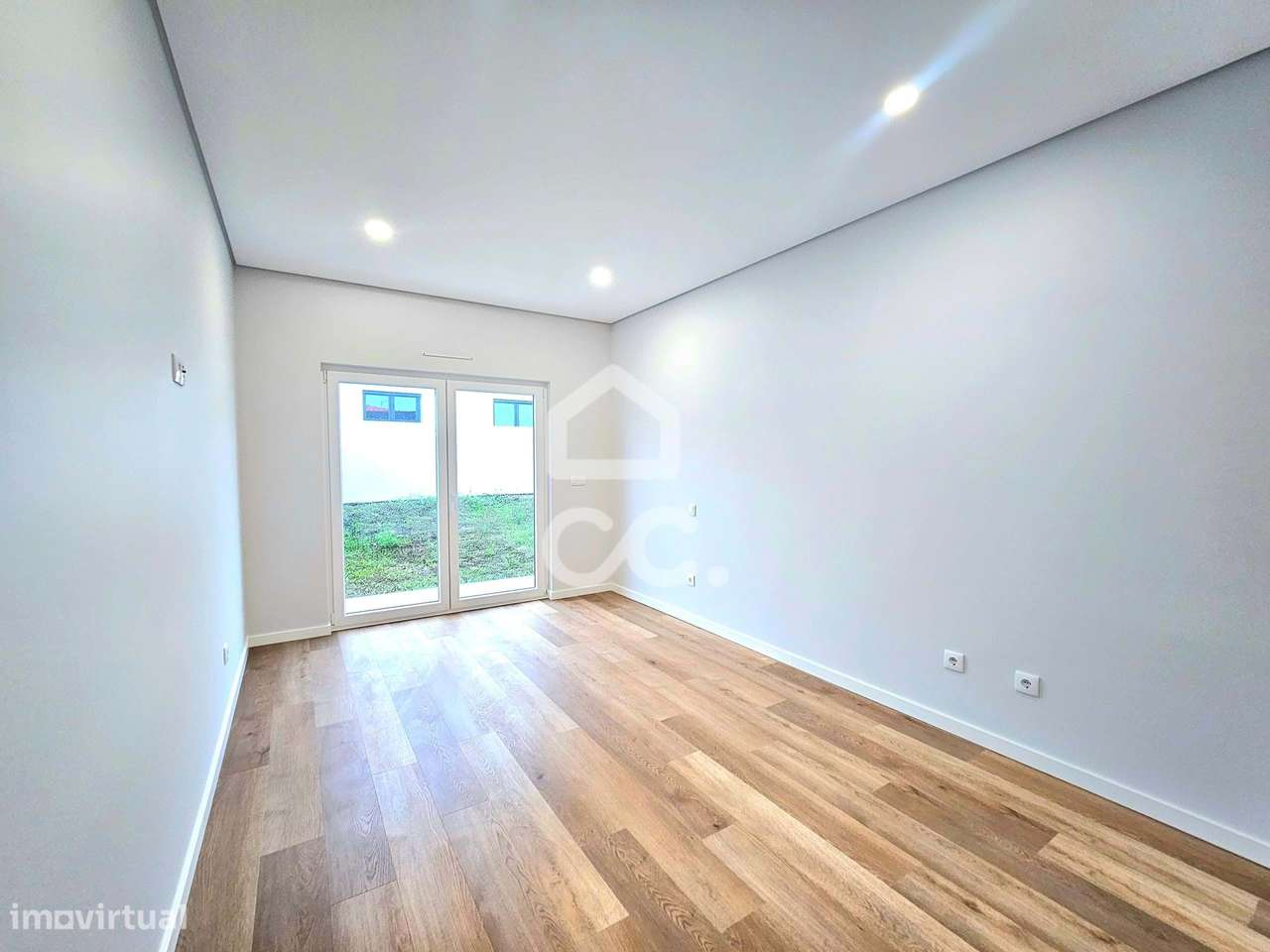 Moradia T4 Térrea -Nova Construção-24