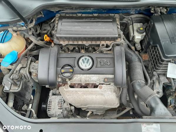 Volkswagen Golf V 1.4 Comfortline - 27