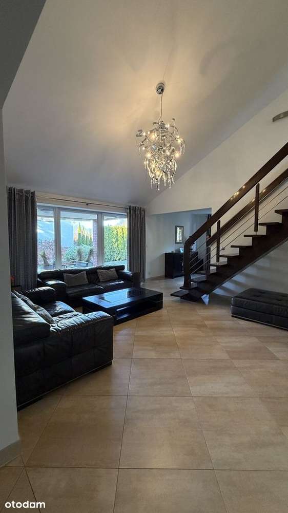 Dom i wielki garaż z mieszkaniem. Okazja!-3