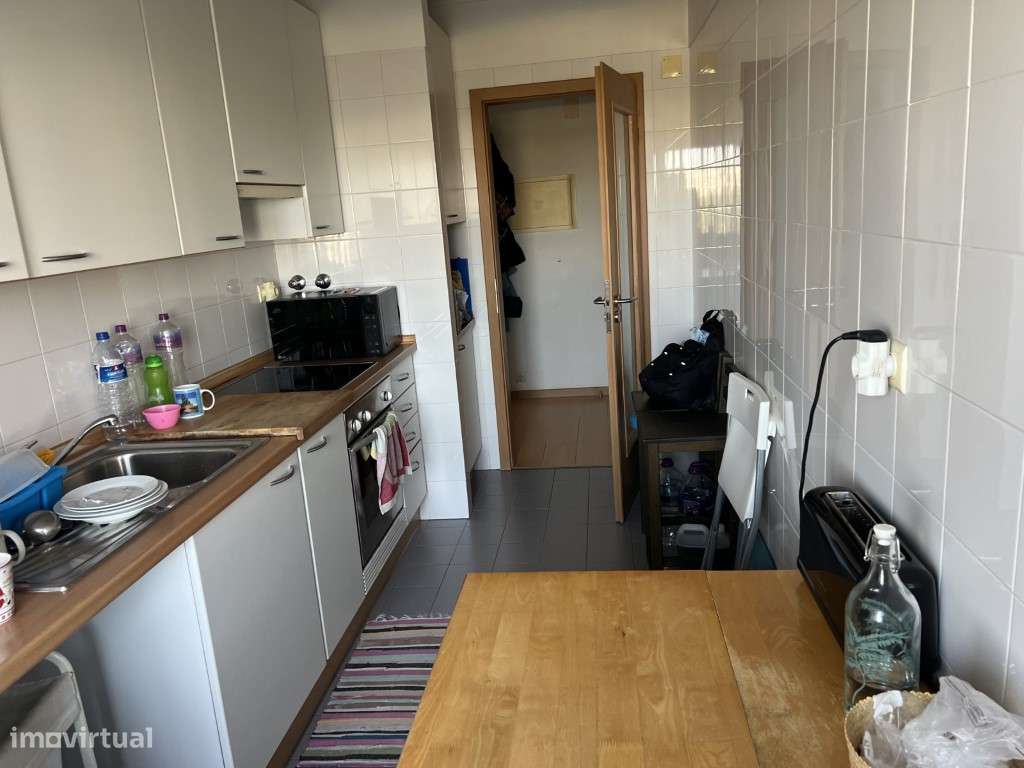 excelente apartamento T2 com Estacionamento em Telheiras Norte, jun...-3