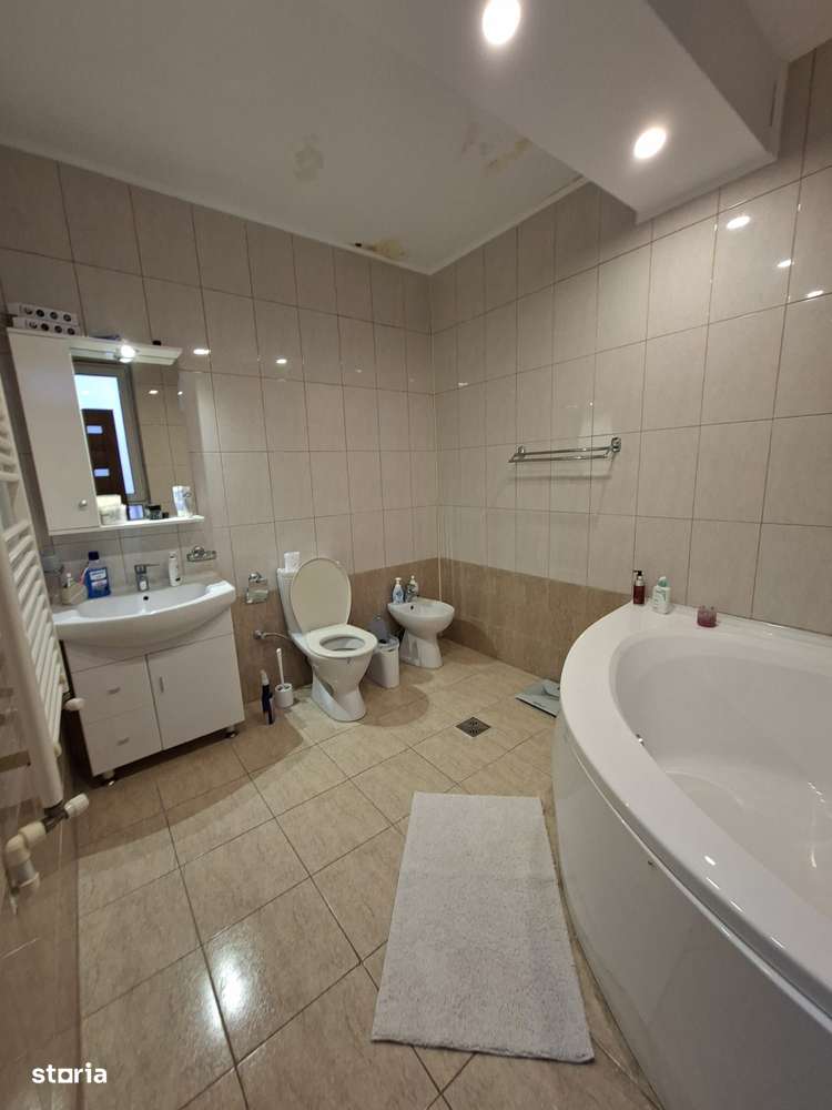 Mamaia Summerland- 3camere Vedere lac-11