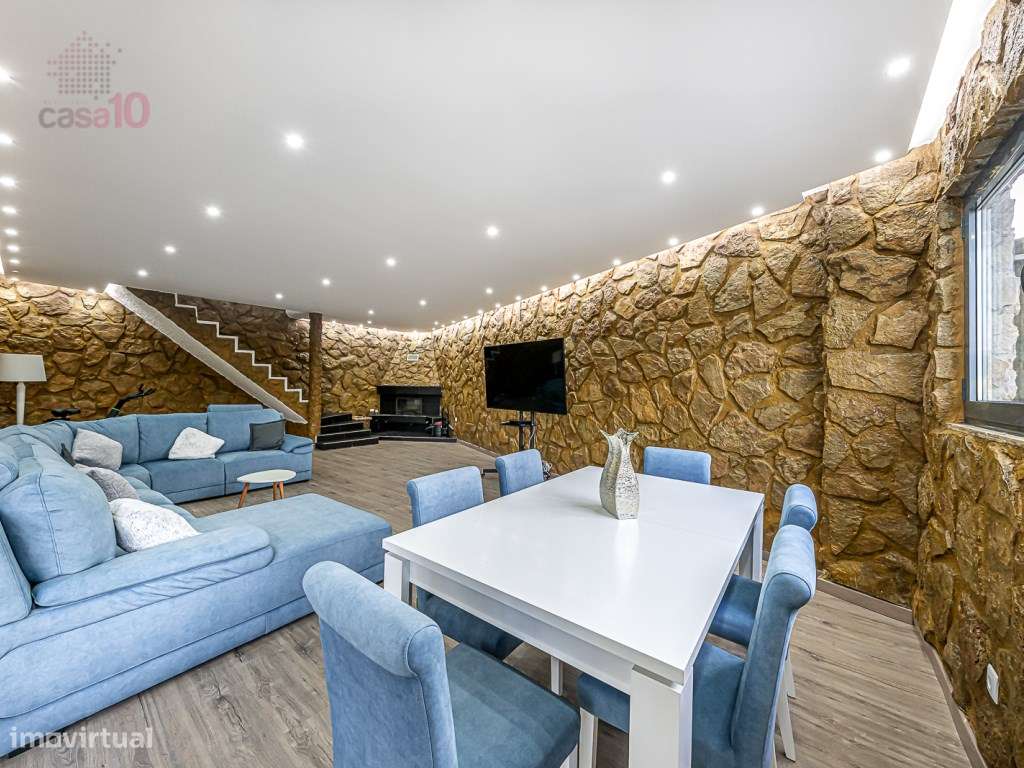 Moradia T5 renovada em Algueirão-Mem Martins, com piscina e jardim-11