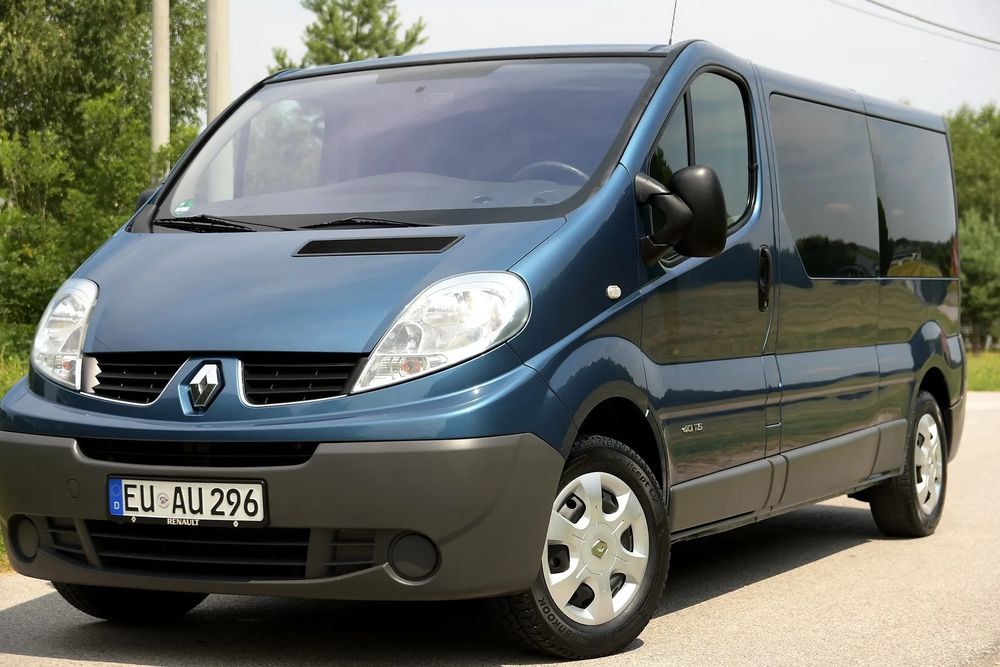 Renault Trafic II (2001-2014) Passenger Privilège 2011