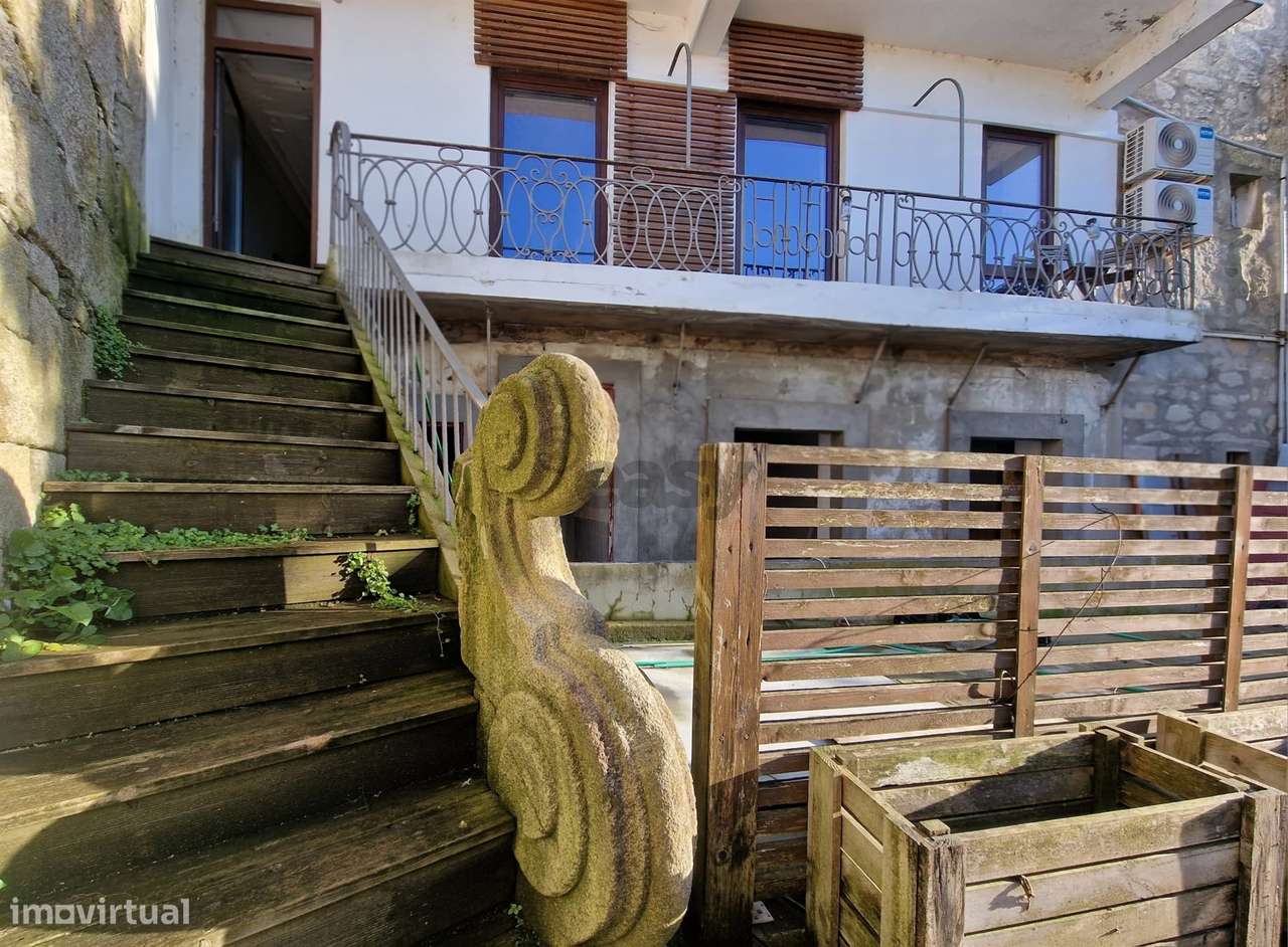 APARTAMENTO T1 COM LOGRADOURO DE 78M2-21