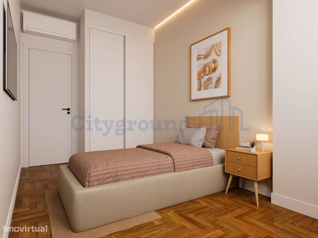 Apartamento T2 com varanda e vista de Rio - totalmente renovado-11