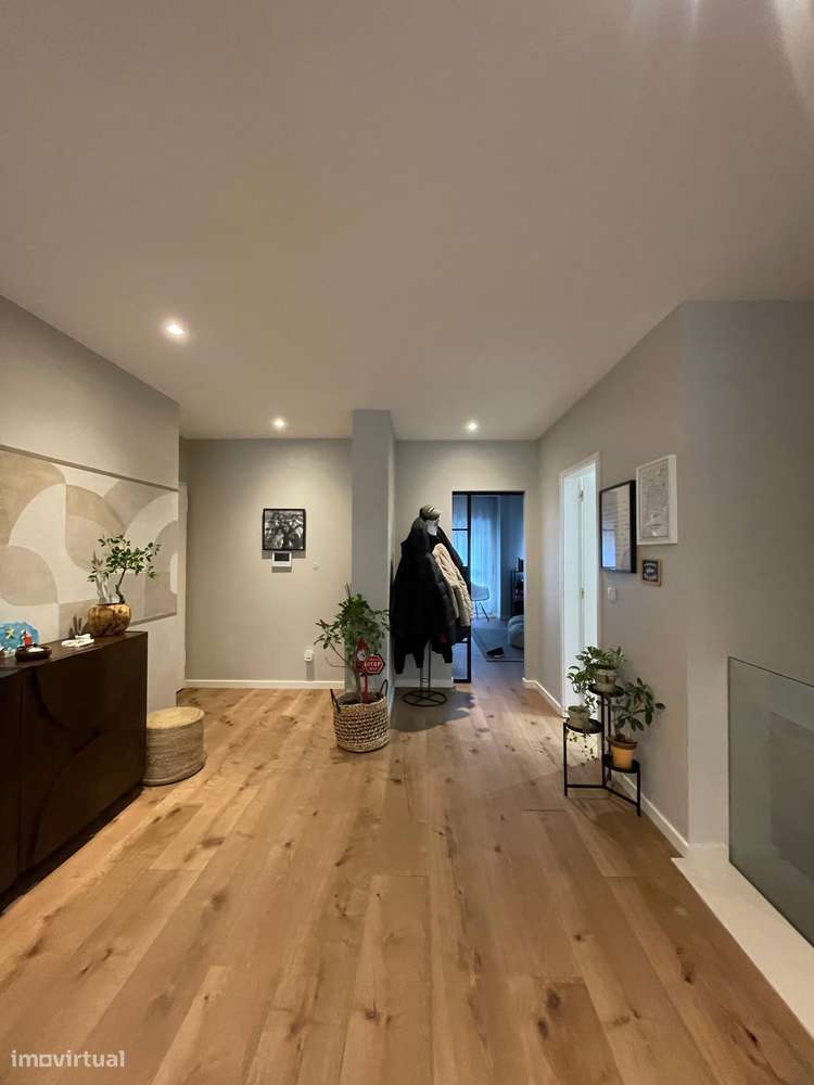 Moradia Renovada T4+Escritório em Condomínio Fechado — Lourel, Sintra - Grande imagem: 2/31