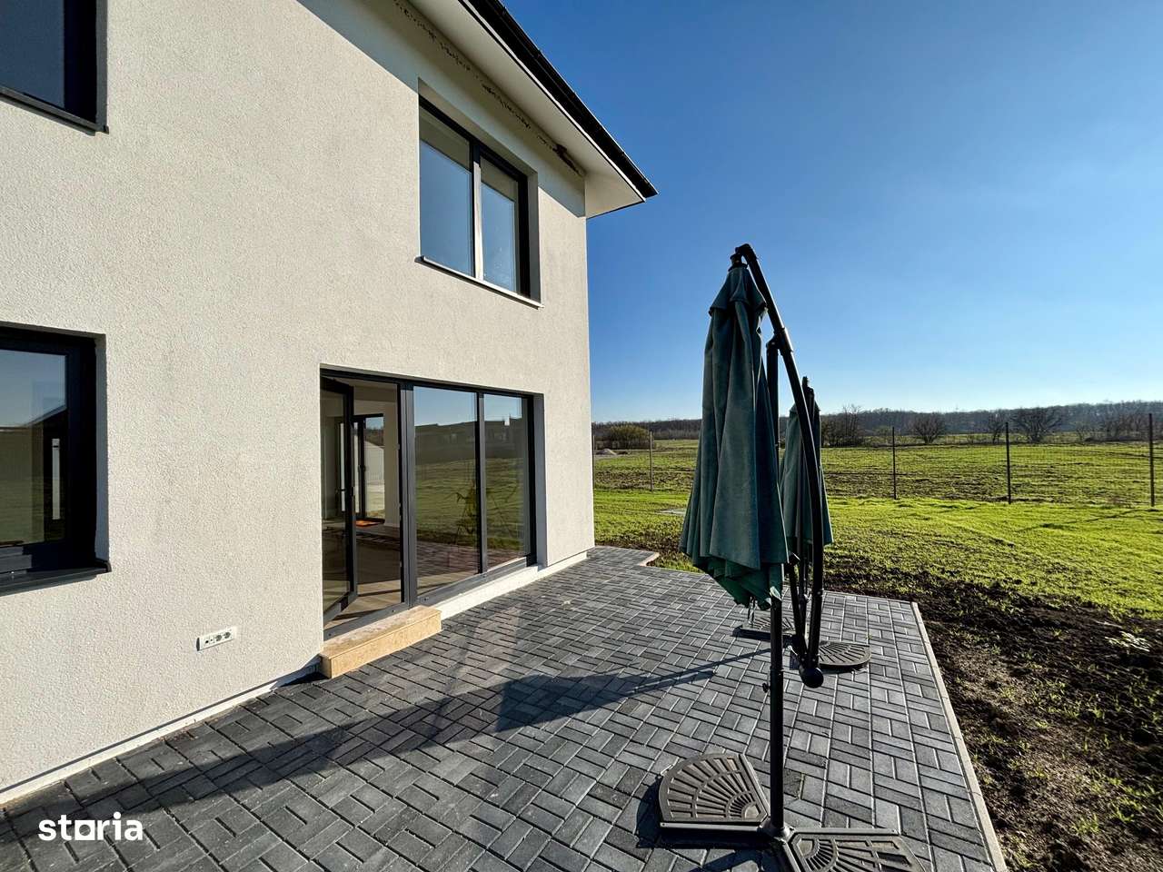 Vila finalizata cu acces de pe DN1, A3, A0 - TVA & Comision 0% - Imagine principală: 4/20