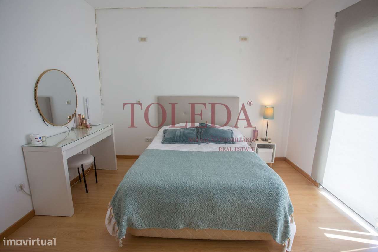 Moradia 4 Pisos com 474m2-34