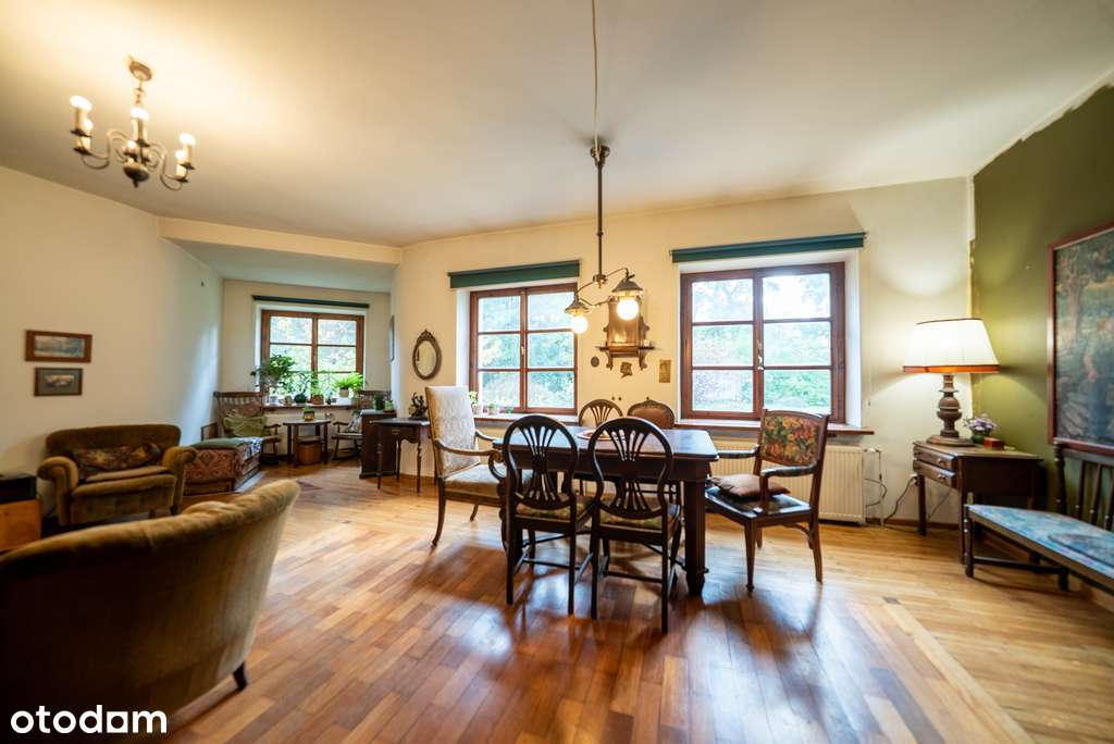 Dom w stylu dworku w sercu Sulejówka-6