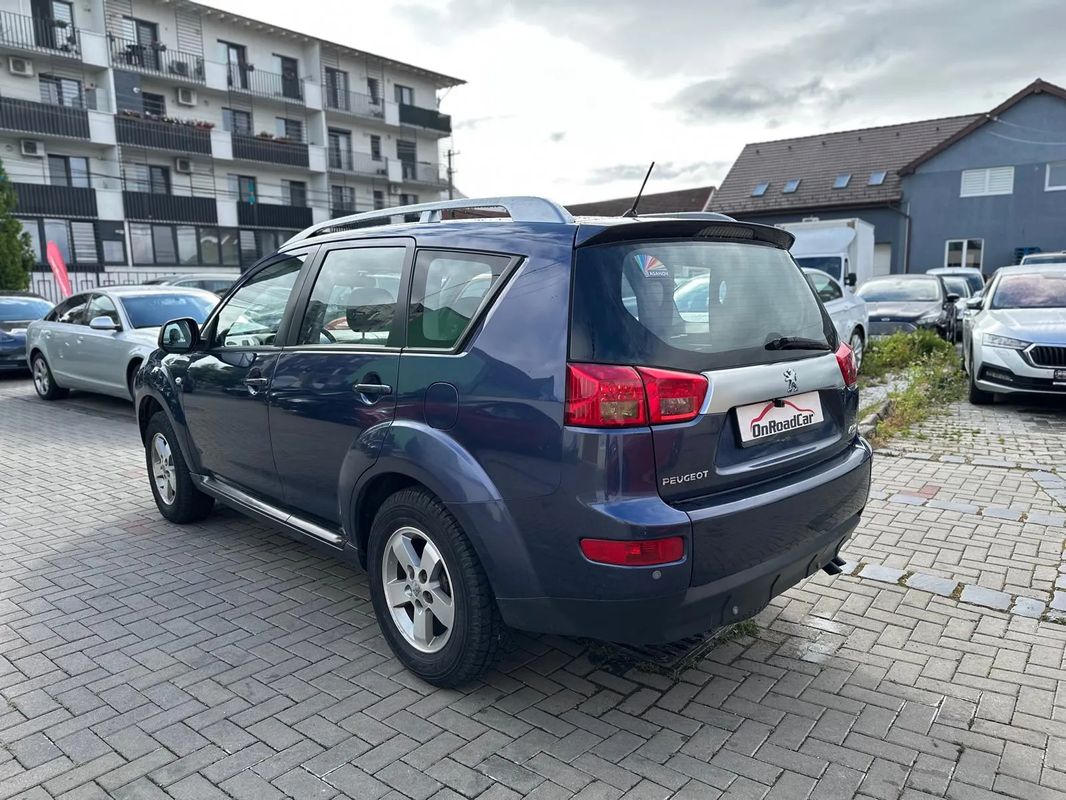 Peugeot 4007 HDI FAP 7-Sitzer Active - 2