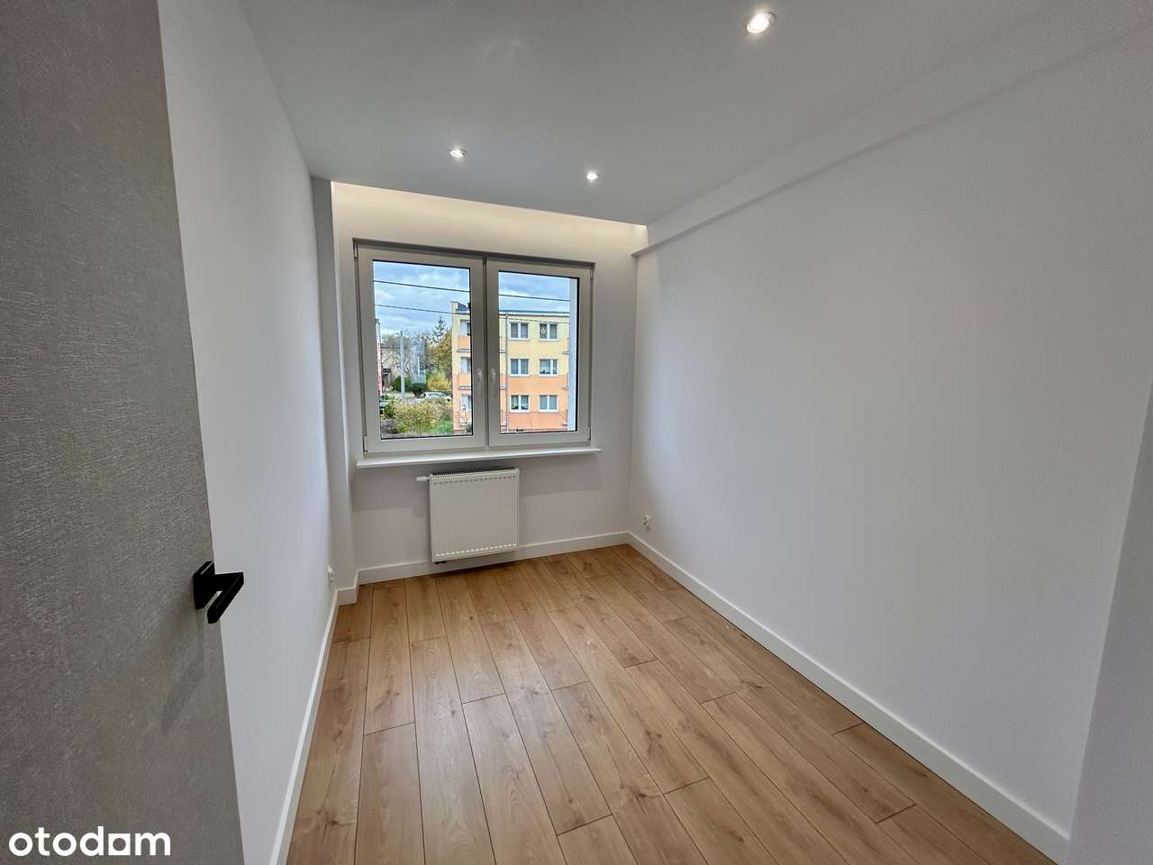 Trzypokojowe - po kompleksowym remoncie - balkon i miejsce postojowe-7