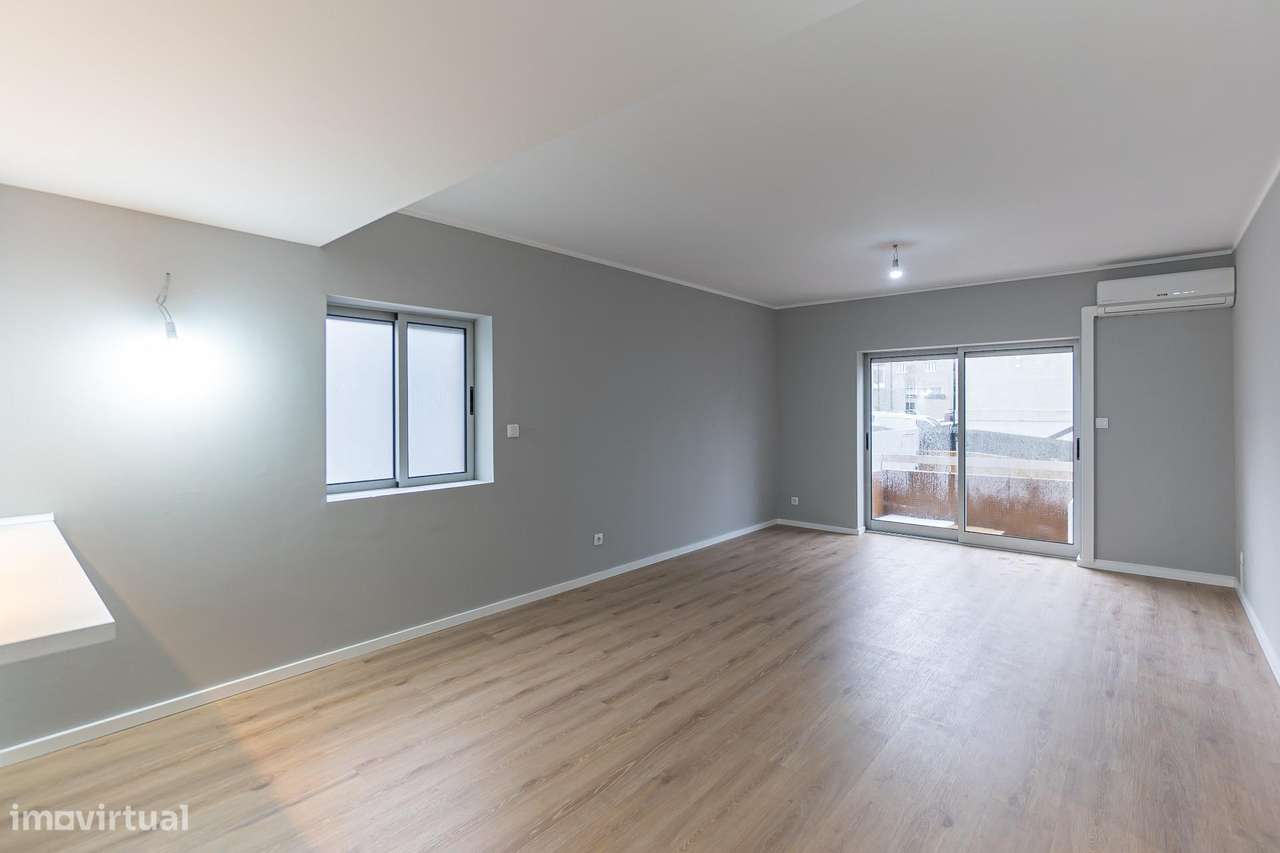 Apartamento T3 renovado | Bonfim, Porto | 105 m2-15