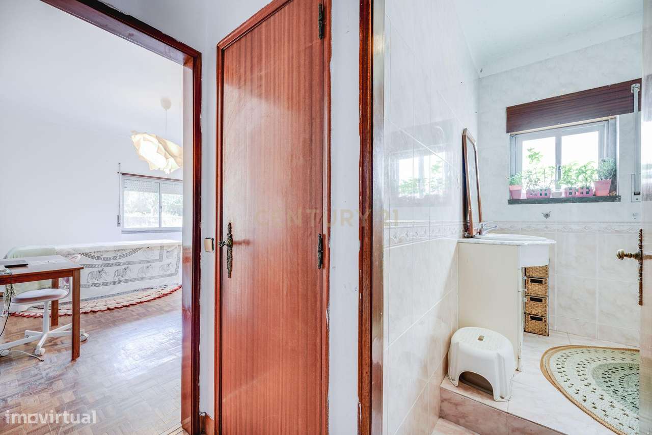 Moradia V6 no Algueirão-11