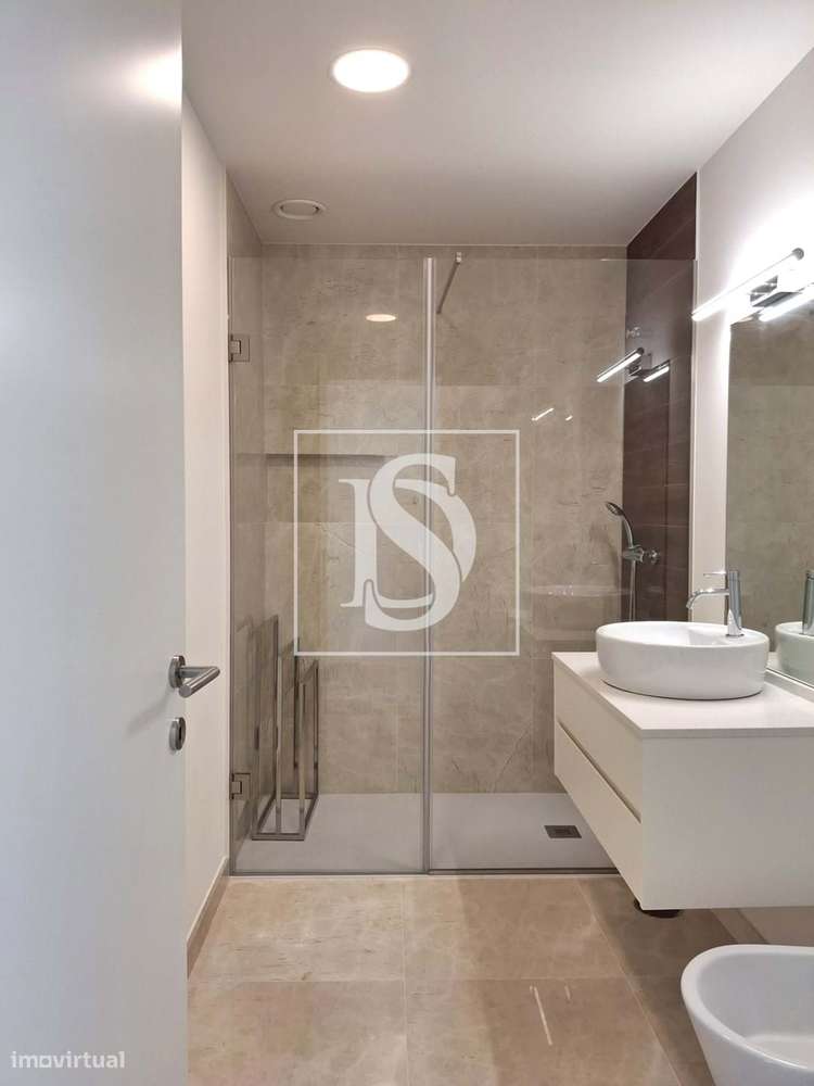 Apartamento T0 na Senhora da Hora, em Matosinhos - Grande imagem: 2/18