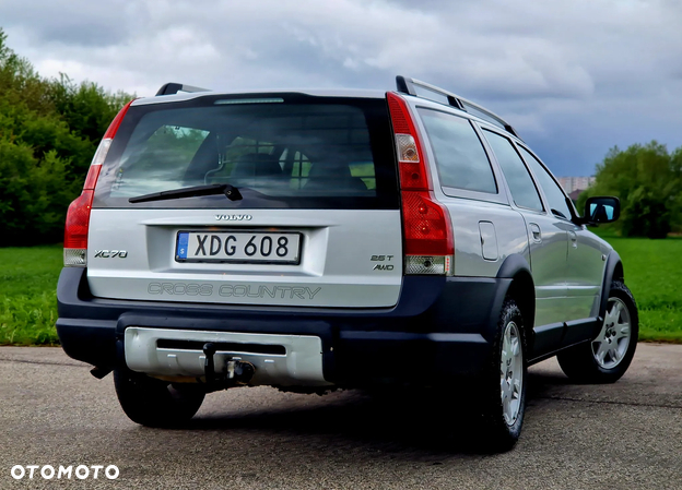 Volvo XC 70 - 13