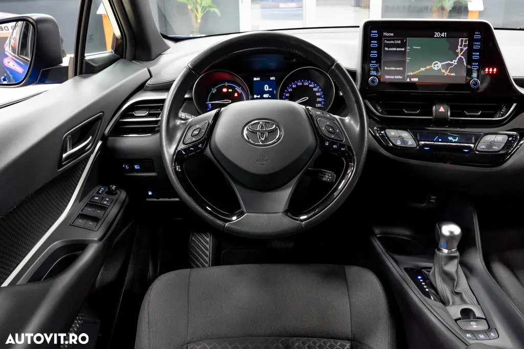 Toyota C-HR 1.8 Hybrid Business Edition - 31