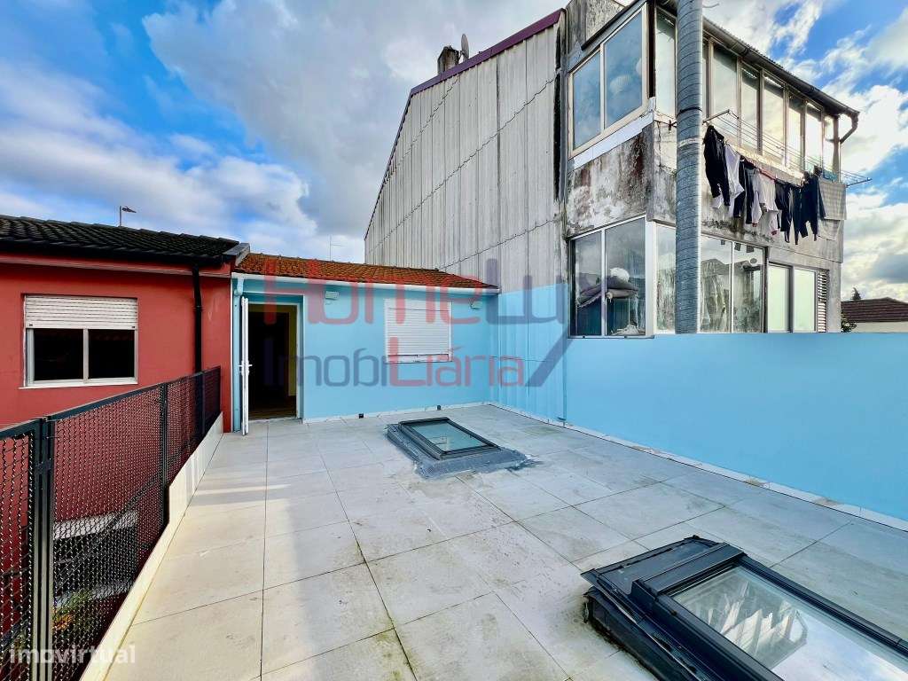 Moradia T4+1 em São Roque-19