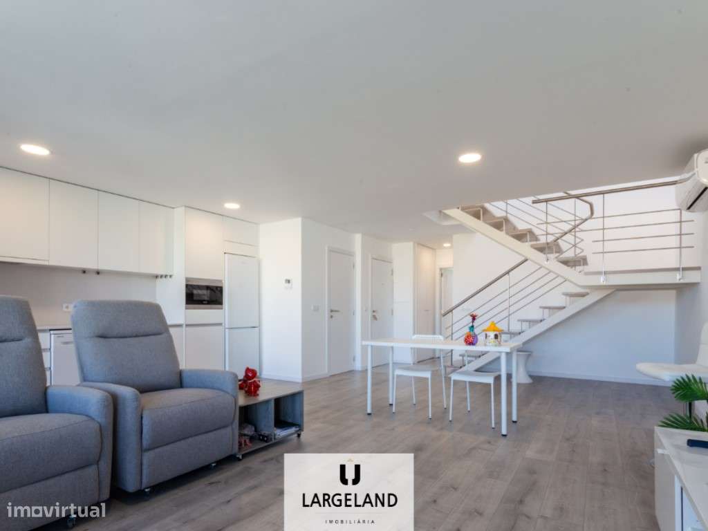 Apartamento T3 Duplex de Sonho na Tranquila Praia da Vagueira-0