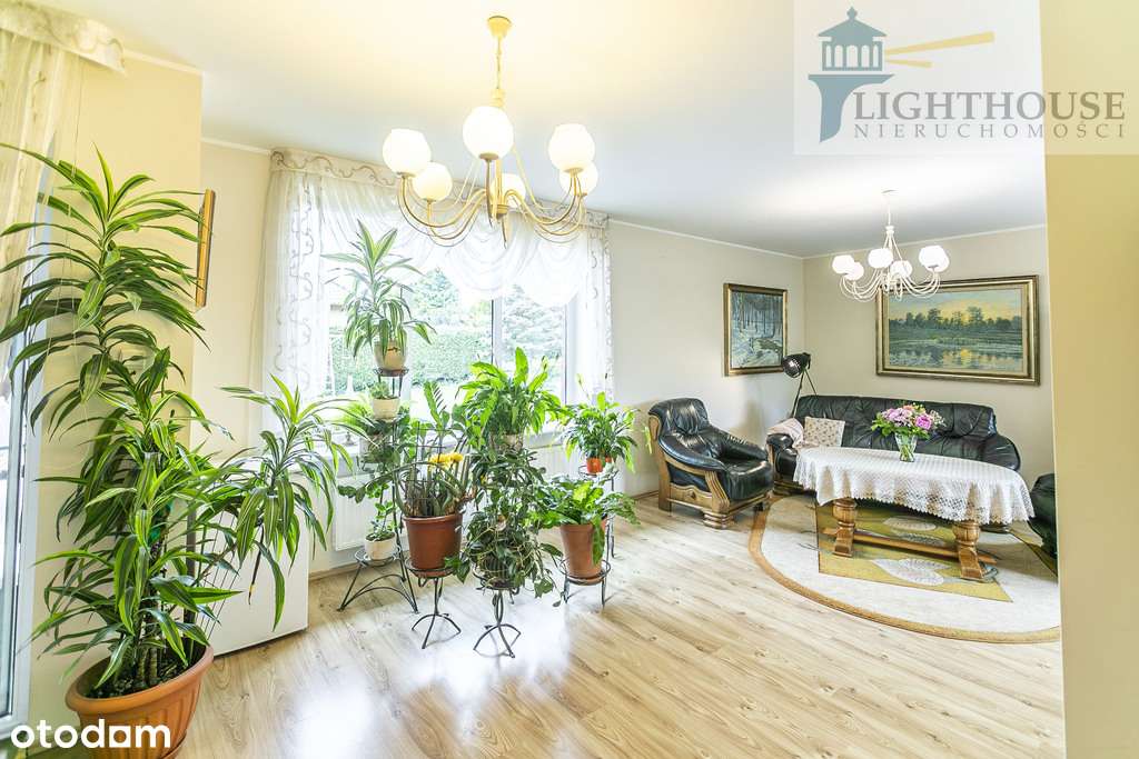 Dom w Trąbkach Wlk. z potencjałem Biznesowym-5