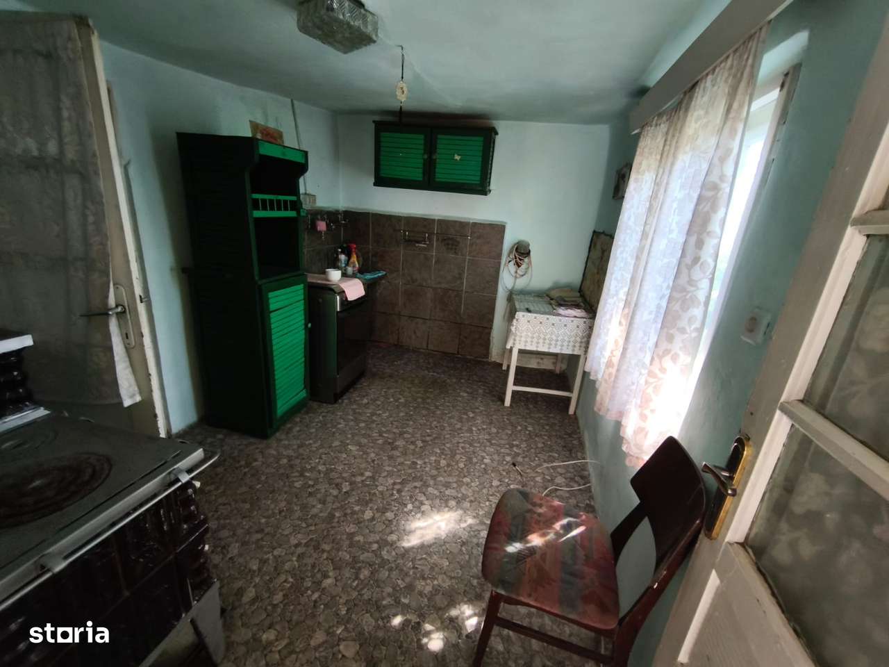 Comision 0% - Casă Tradițională cu Teren Generos în Valu lui Traian-2