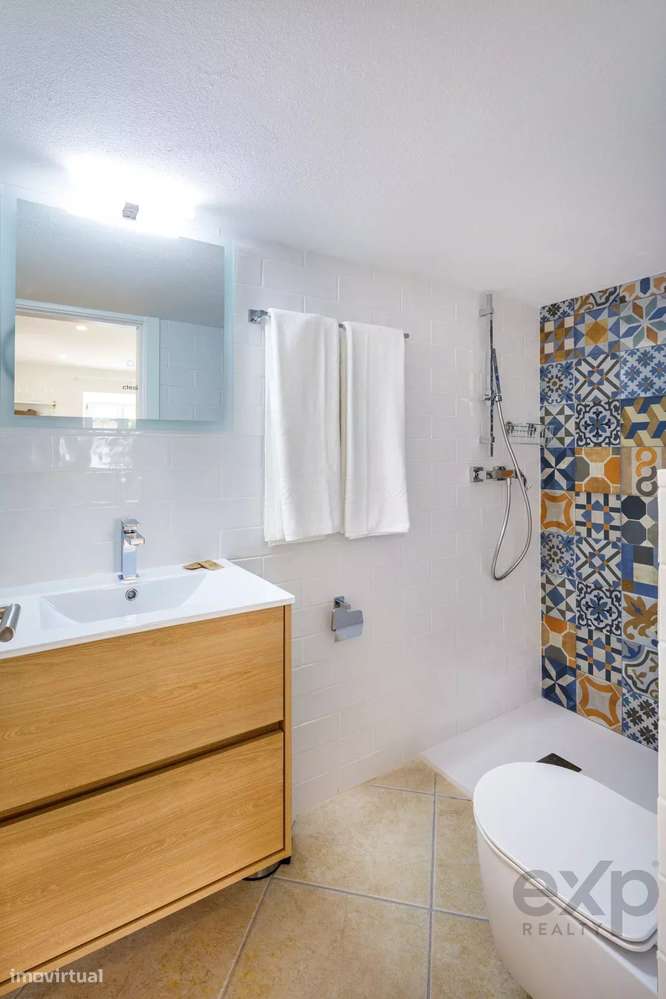 Investimento – 4 Estúdios Turísticos a 100m da Praia no Centro de Carv - Grande imagem: 4/22