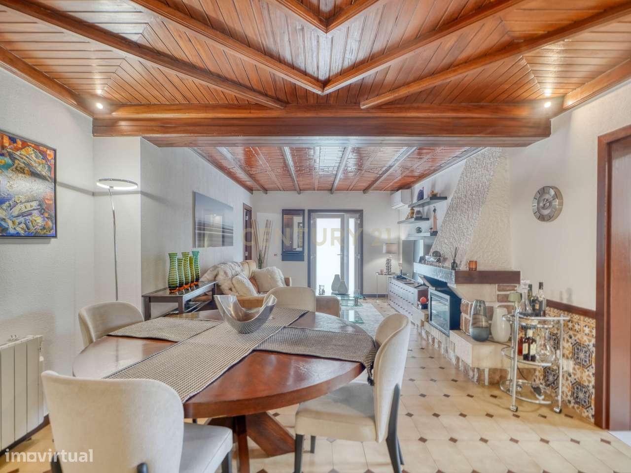 Magnífica Moradia T6 com Piscina, Garagem e Vista Desafogada em Sesimb-45