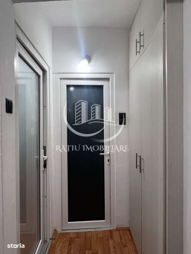 Apartament cu 1 camera | Etaj intermediar | Rogerius | Oradea - Imagine principală: 4/9