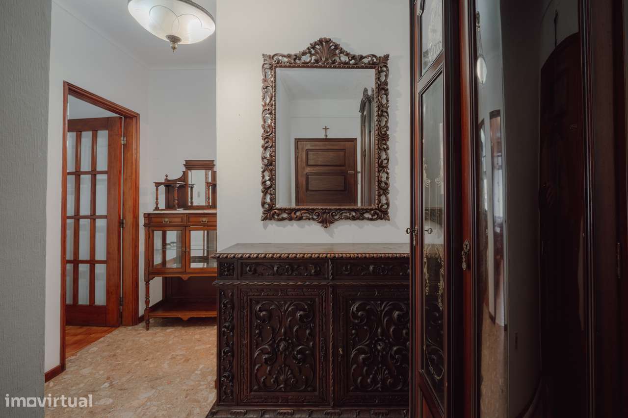 T2 no Centro de Famalicão – Oportunidade de Investimento - Grande imagem: 4/17