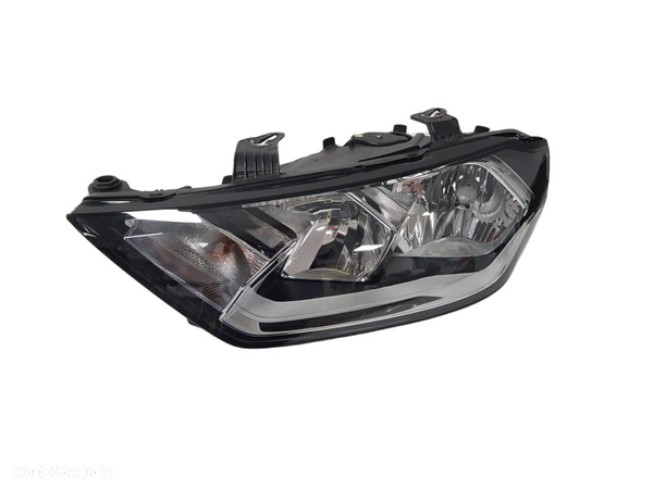 AUDI A1 II 82A 19-23 LAMPA LEWA PRZEDNIA PRZÓD ZWYKŁA REFLEKTOR 82A941003 - 1