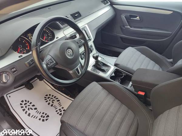 Volkswagen Passat 1.8 TSI Exclusive - 19