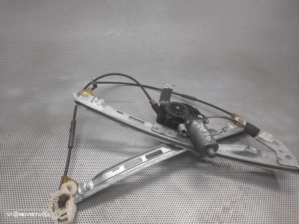 Elevador Frente Dto Peugeot 206 Hatchback (2A/C) - 2