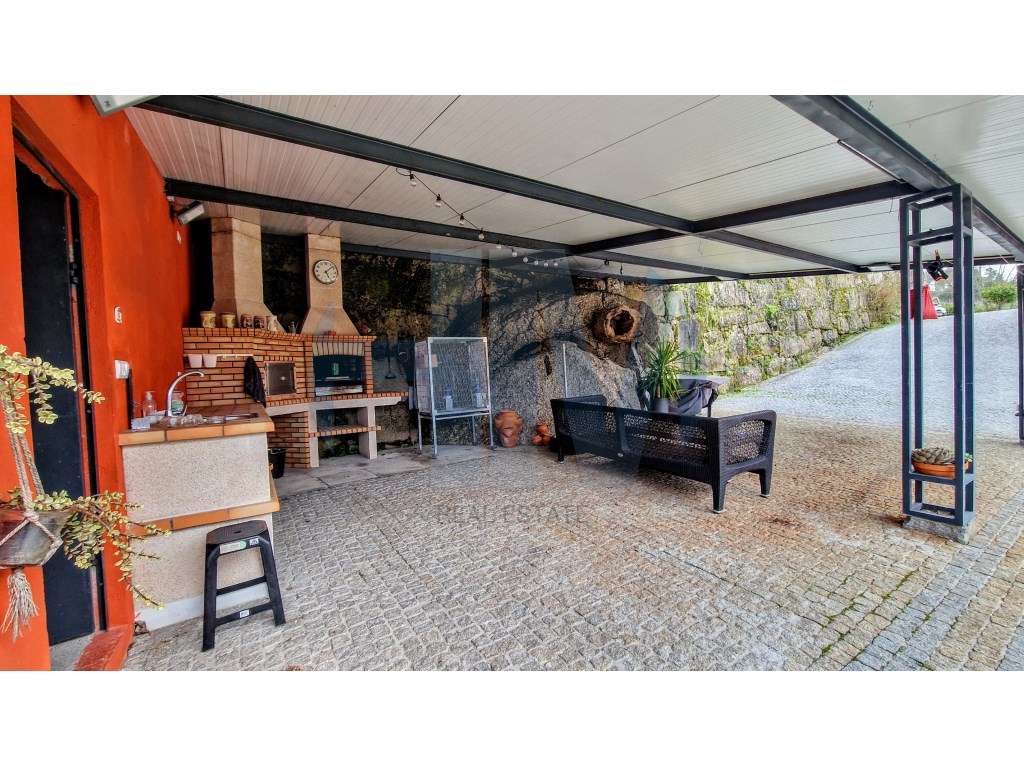 Moradia T5 sobre o Rio Tâmega - Amarante (Fridão)-41