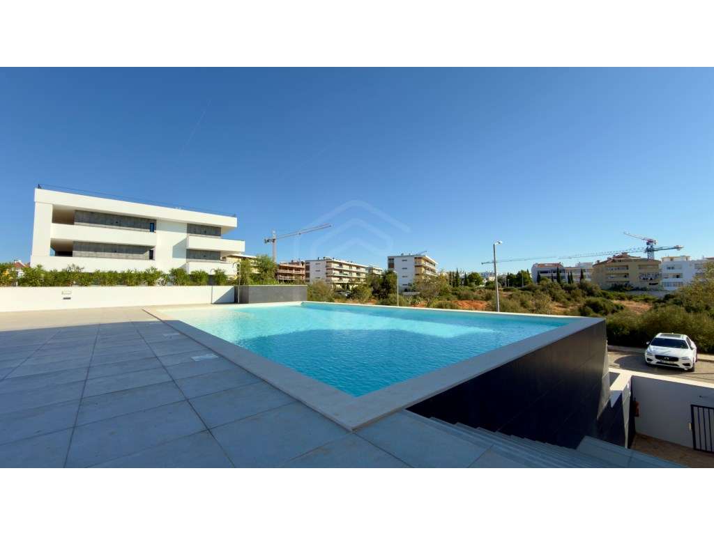 Condomínio privado com piscina, Apartamento T3 em Portimão, Algarve - Grande imagem: 5/43