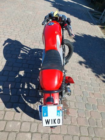 alt
