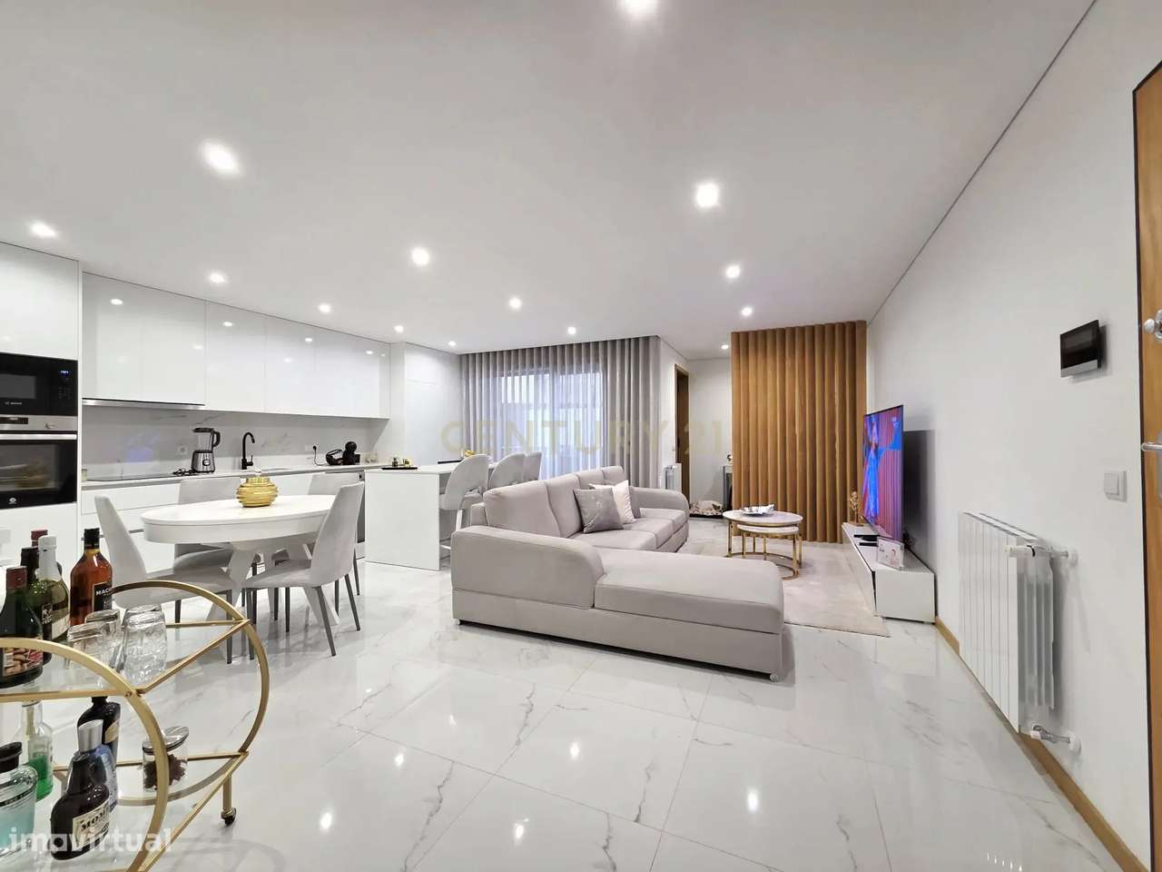 Apartamento T3 de Luxo em Condomínio Fechado com Piscina - Grande imagem: 3/18