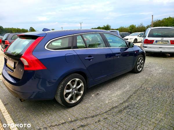 Volvo V60 - 5