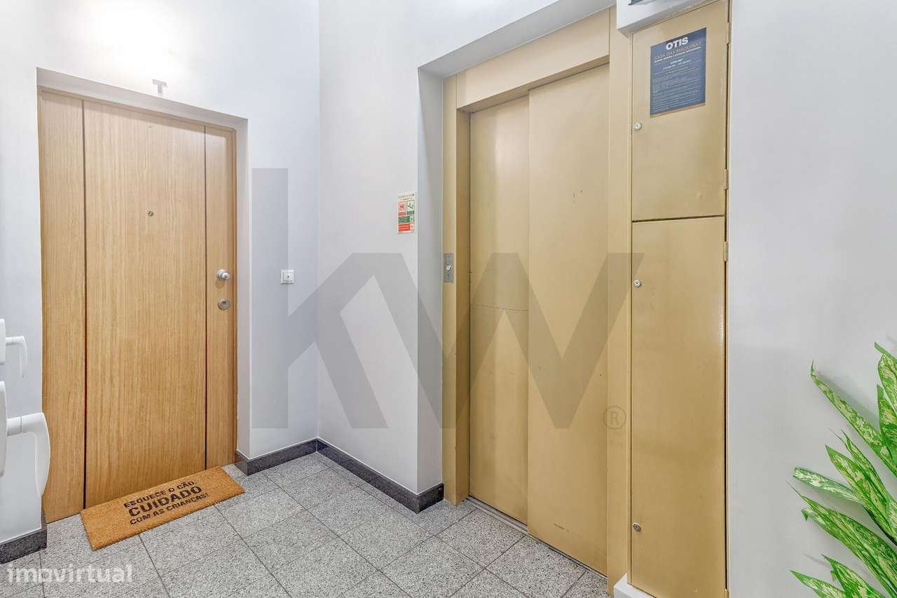 Vista Mar Soberba: Apartamento T2 no Último Andar – Caniço, Madeira-38