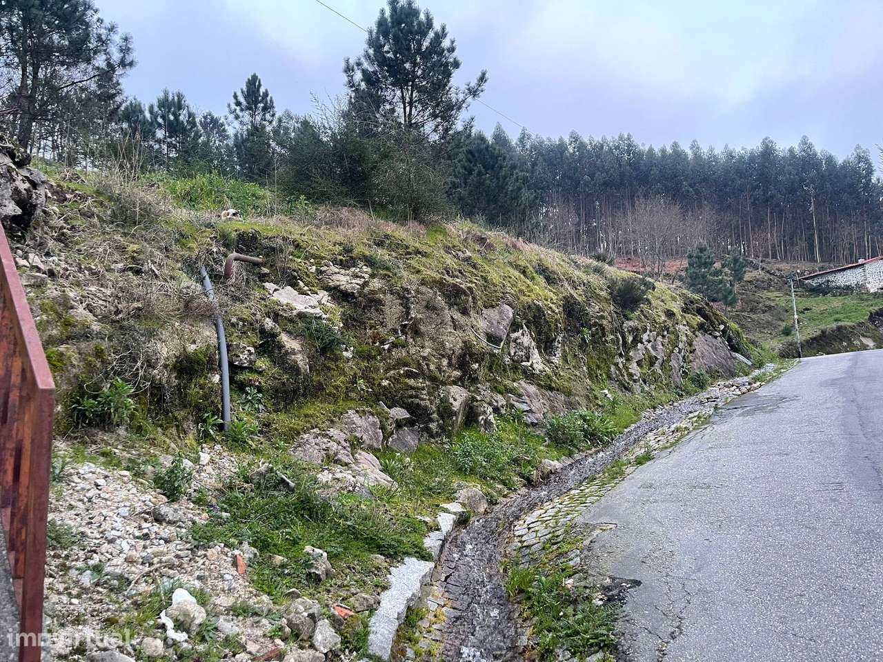 Terreno com 3.093 m²-7