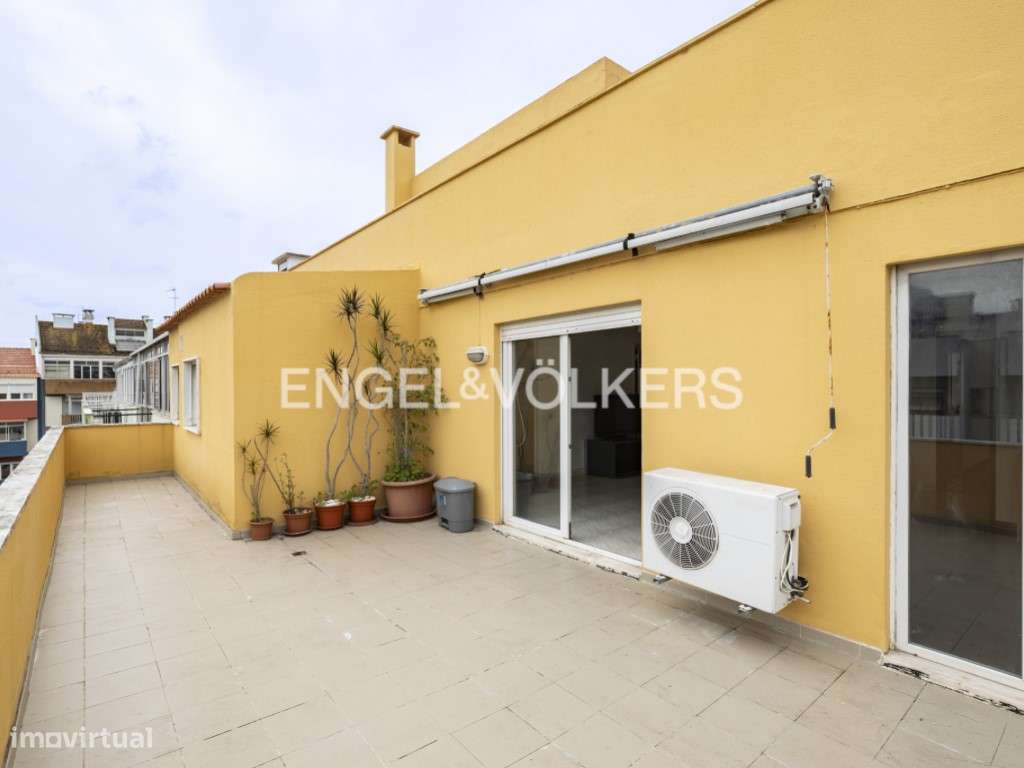 T4 com terraço com vista desafogada-21