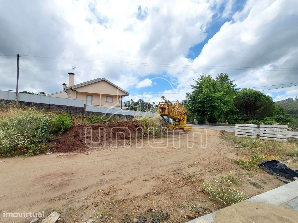 TERRENO - Freixo, Ponte de Lima - Grande imagem: 3/5