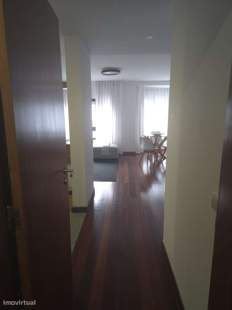 Apartamento T1 - Conde de Redondo, Lisboa - Grande imagem: 2/25