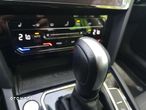 Volkswagen Passat Variant 2.0 TDI SCR DSG Business - 20