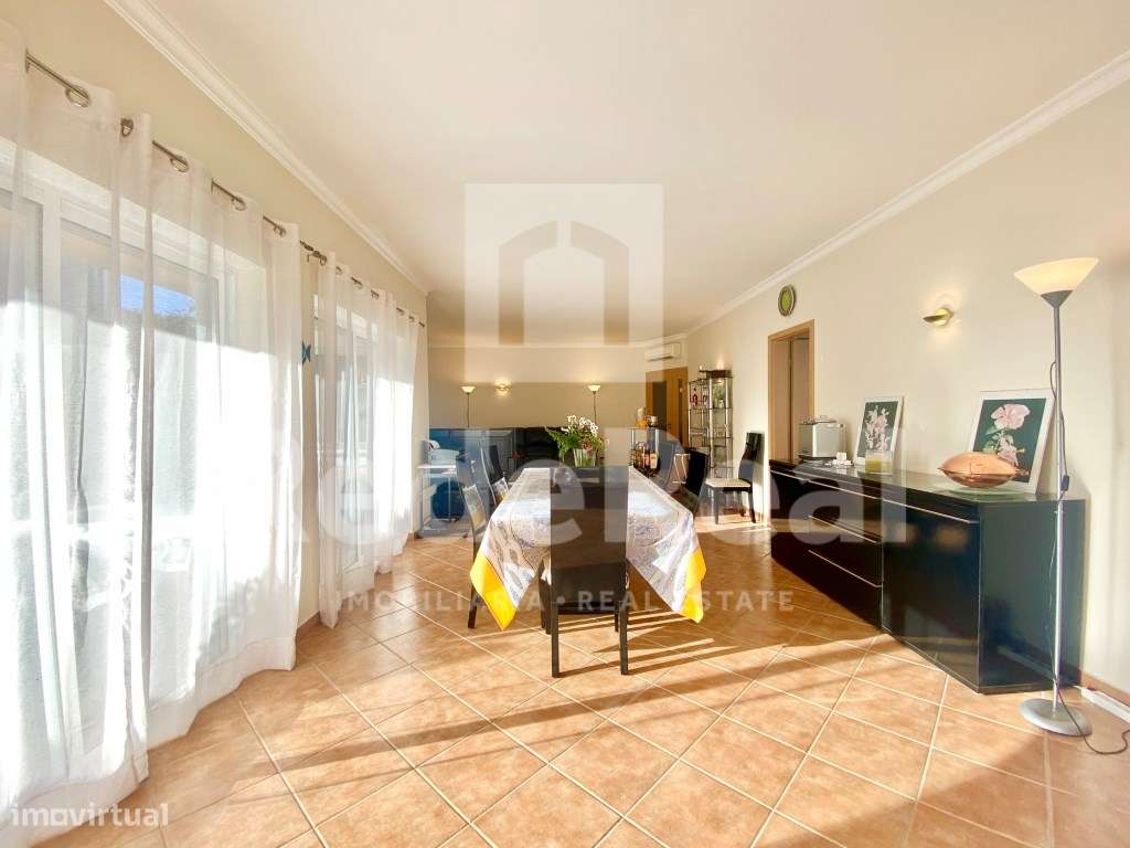 Moradia com Piscina perto da praia-10