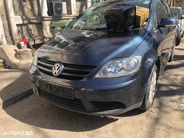 Far stanga/Far dreapta Volkswagen Golf 5 plus halogen - 5